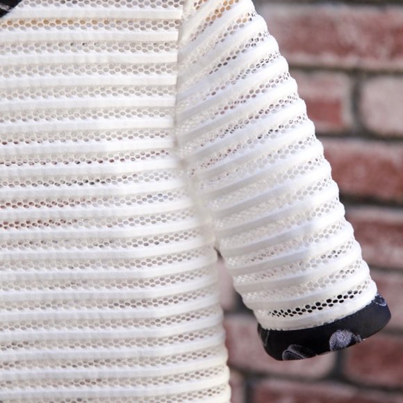 OSTWALD HELGASON - semi sheer structured blouse- fits smaller - Picture 11 of 15